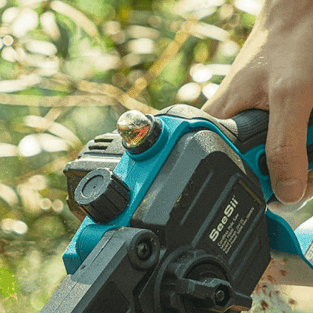 Can You Use Motor Oil For Chainsaw Bar Oil? - SeeSii