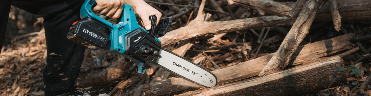 How Safe are Mini Chainsaws? - SeeSii