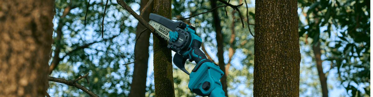 Are Gas Pole Saws Stronger Than Electric: Ultimate Strength Showdown